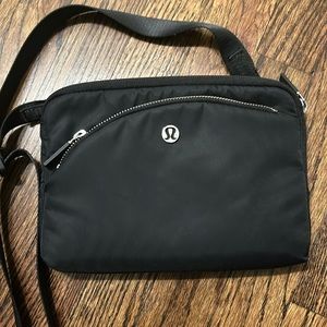 Lululemon crossbody
